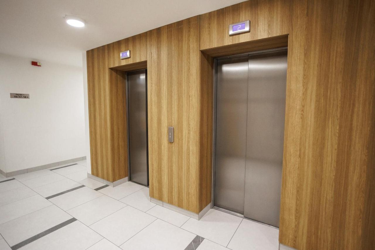 Art Apartamenty II Basen & Spa W Centrum Z Balkonem, Faktura Vat Lublin Exterior foto
